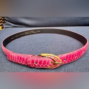 Vintage Skinny Belt in Genuine Pink Snakeskin with Gold Buckle, 80s Core, size M